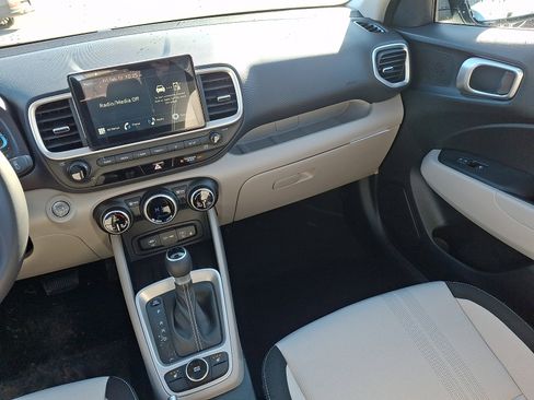 New 2026 Hyundai Venue SEL image 11