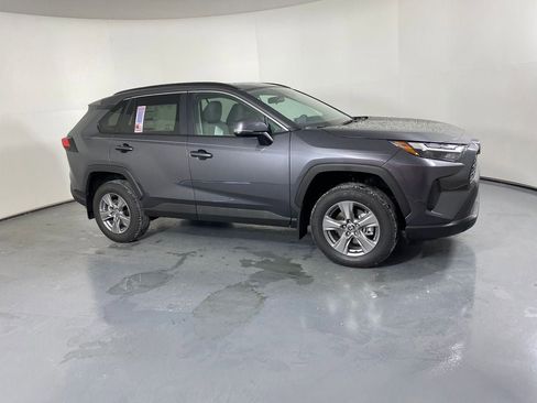 New 2025 Toyota RAV4 XLE w/ Convenience Package image 3