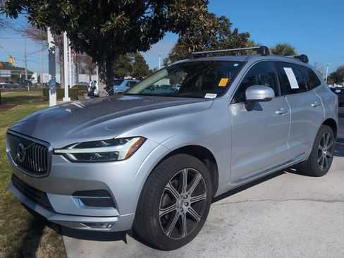Used 2021 Volvo XC60 T5 Inscription w/ Protection Package image 5