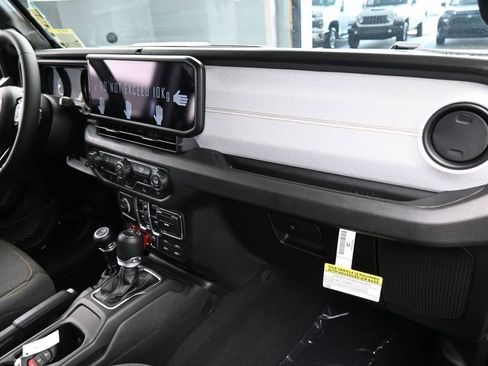 New 2026 Jeep Gladiator Willys image 36