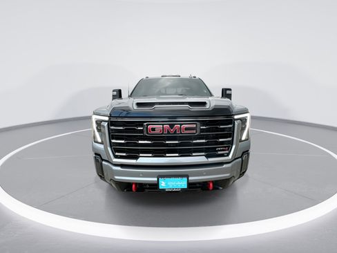 Used 2024 GMC Sierra 3500 AT4 w/ AT4 Premium Plus Package image 3
