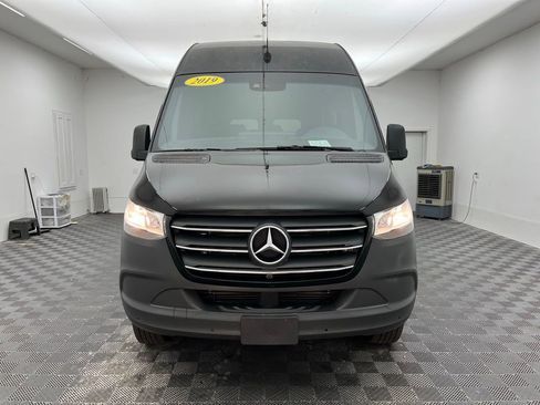 Used 2019 Mercedes-Benz Sprinter 2500 image 14