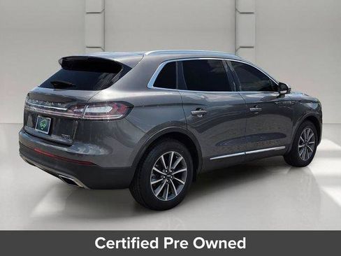 Used 2022 Lincoln Nautilus FWD image 5