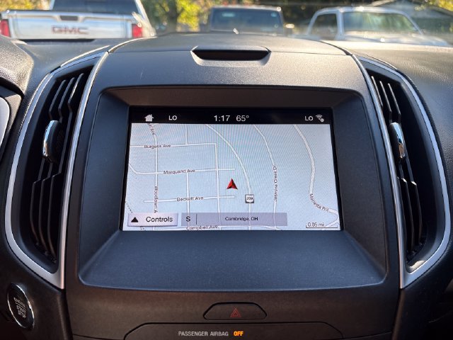 Used 2018 Ford Edge SEL w/ Equipment Group 201A AWD/4WD image 16