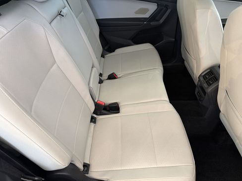 Used 2020 Volkswagen Tiguan SE R-Line FWD image 30