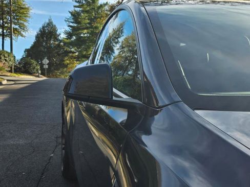 Used 2024 Tesla Model Y Long Range image 16