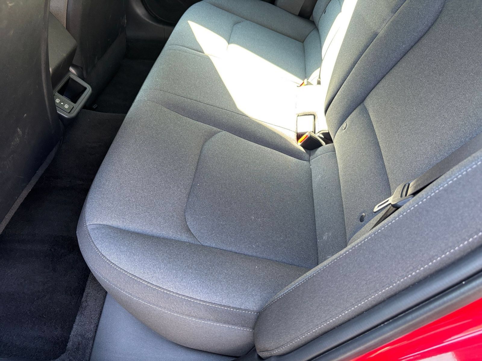 Used 2025 Kia K4 FWD image 32
