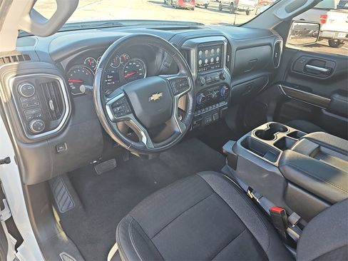Used 2021 Chevrolet Silverado 1500 LT w/ Z71 Off-Road Package image 15