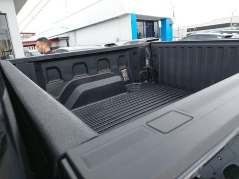Used 2026 Chevrolet Silverado 1500 LT Trail Boss AWD/4WD image 9