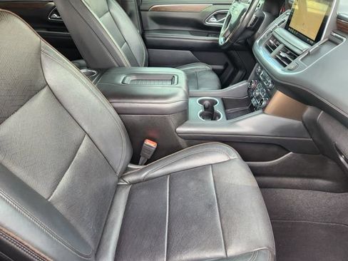 Used 2021 Chevrolet Tahoe High Country w/ Premium Package RWD image 14