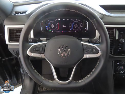 Used 2023 Volkswagen Atlas Cross Sport SEL AWD/4WD image 16