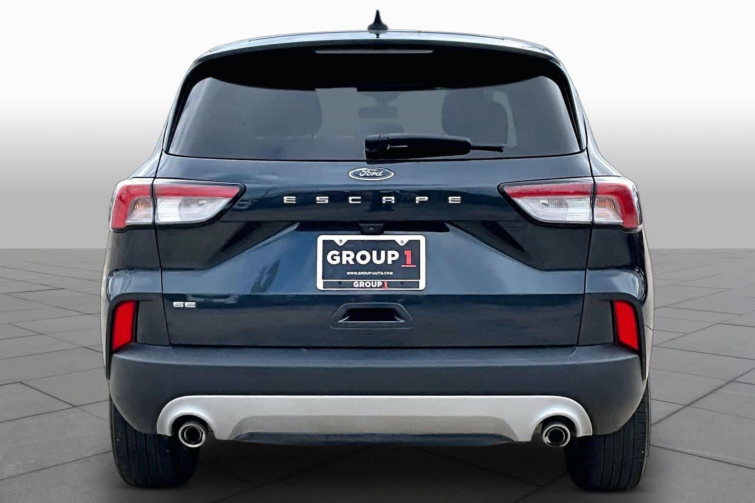 Used 2022 Ford Escape SE FWD image 5