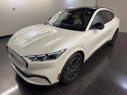 New 2026 Ford Mustang Mach-E Premium AWD/4WD image 3