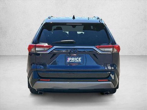 Used 2021 Toyota RAV4 XSE w/ XSE Grade Weather Package AWD/4WD image 7
