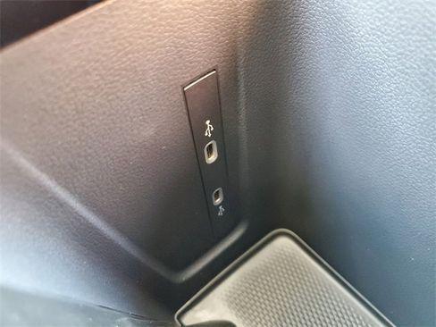 New 2026 Volkswagen Tiguan SEL R-Line image 22