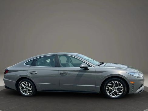 Used 2022 Hyundai Sonata SEL w/ Cargo Package FWD image 4
