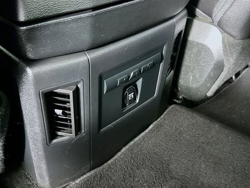 Used 2017 RAM 1500 Sport image 27