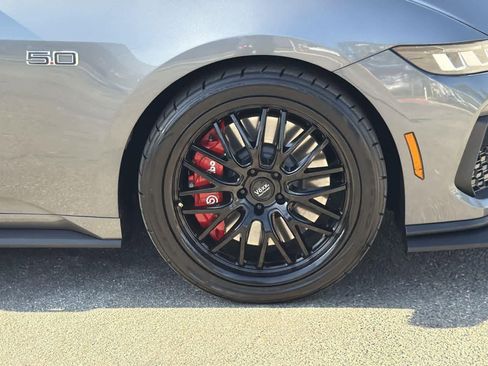 Used 2024 Ford Mustang GT Premium image 34