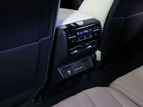 Certified 2026 Acura MDX SH-AWD w/ Advance Package image 16