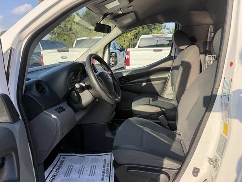 Used 2021 Nissan NV200 SV w/ Back Door Glass Package FWD image 7
