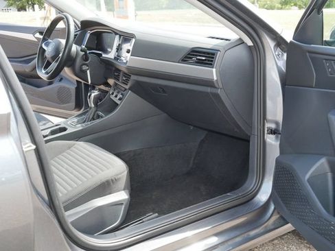 Certified 2024 Volkswagen Jetta S FWD image 20