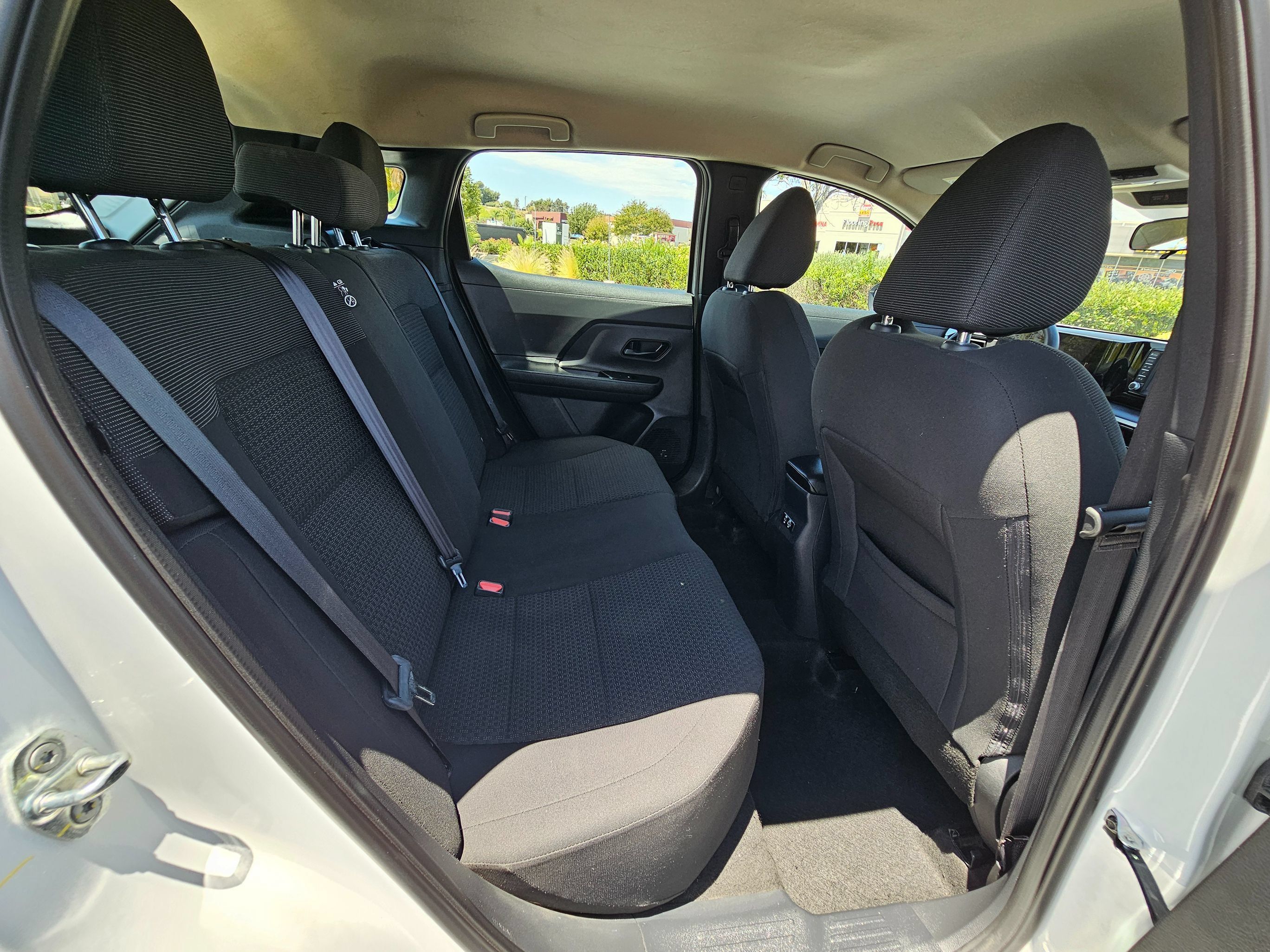 Used 2025 Nissan Kicks S w/ Charging Package FWD image 27