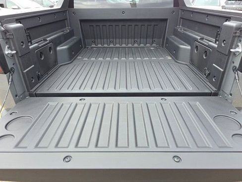 Certified 2025 Hyundai Santa Cruz SE image 16