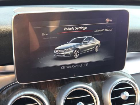 Used 2016 Mercedes-Benz C 300 4MATIC Sedan image 19