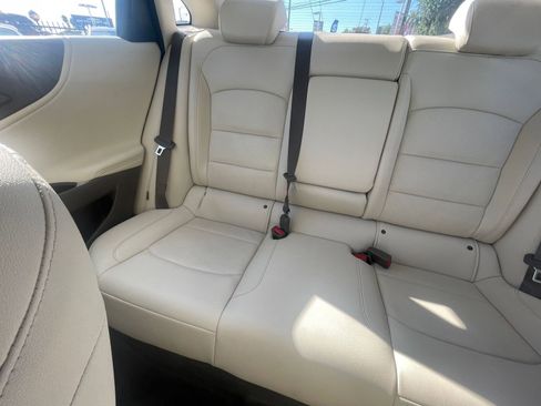 Used 2024 Chevrolet Malibu LT image 39