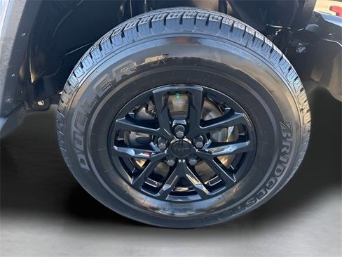 Used 2020 Jeep Gladiator Overland image 30