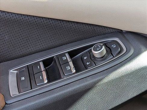 Used 2021 Subaru Ascent Touring w/ Popular Package #2A image 4