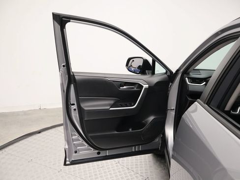 Certified 2023 Toyota RAV4 XLE w/ Convenience Package AWD/4WD image 16