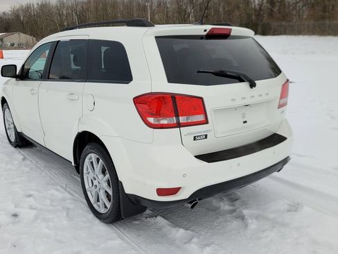 Used 2018 Dodge Journey SXT image 9
