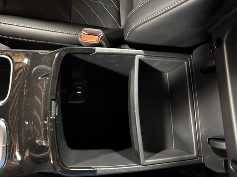 Certified 2025 Kia Telluride SX Prestige X-Line AWD/4WD image 25