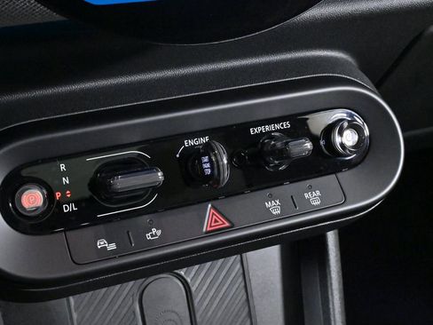 Used 2025 MINI Cooper S image 17