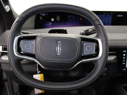 New 2025 Lincoln Navigator Reserve w/ Jet Appearance Package AWD/4WD image 41