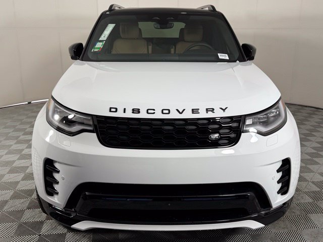 Used 2026 Land Rover Discovery Dynamic SE AWD/4WD image 10