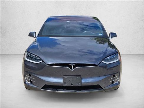 Used 2017 Tesla Model X 75D image 2
