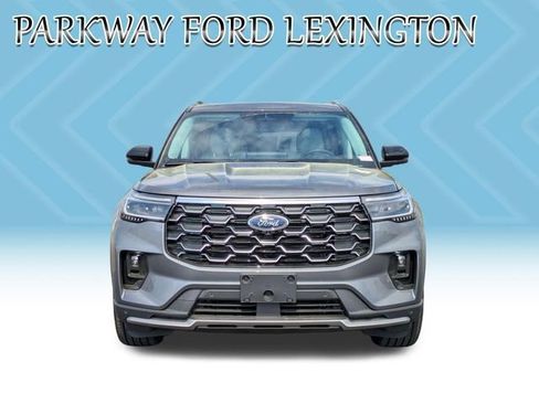 New 2026 Ford Explorer Platinum AWD/4WD image 2
