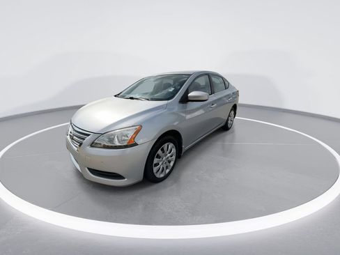 Used 2015 Nissan Sentra S FWD image 4