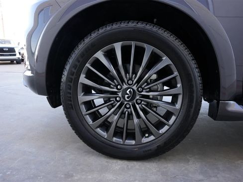 Certified 2023 INFINITI QX80 Premium Select w/ All-Season Package image 26