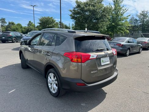 Used 2014 Toyota RAV4 Limited AWD/4WD image 2