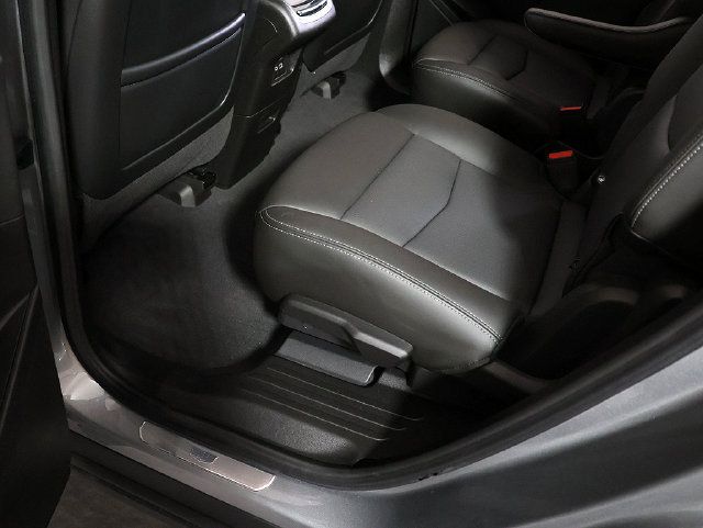 Used 2023 Cadillac XT6 Premium Luxury w/ LPO, Floor Liner Package AWD/4WD image 30
