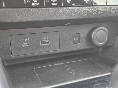 Used 2024 Mitsubishi Outlander SE FWD image 22