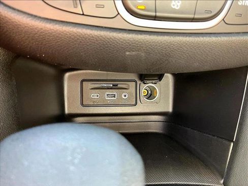 Used 2024 Chevrolet Equinox RS w/ RS Leather Package image 25