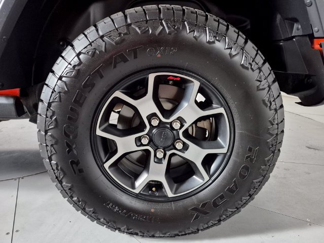 Used 2018 Jeep Wrangler Rubicon AWD/4WD image 11