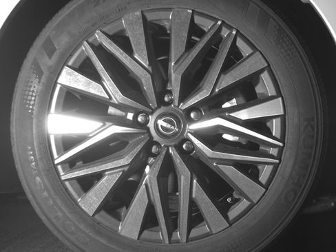 Used 2025 Nissan Altima 2.5 SV image 13