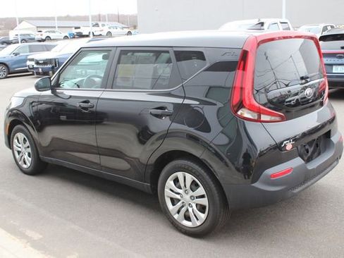 Used 2021 Kia Soul LX FWD image 23