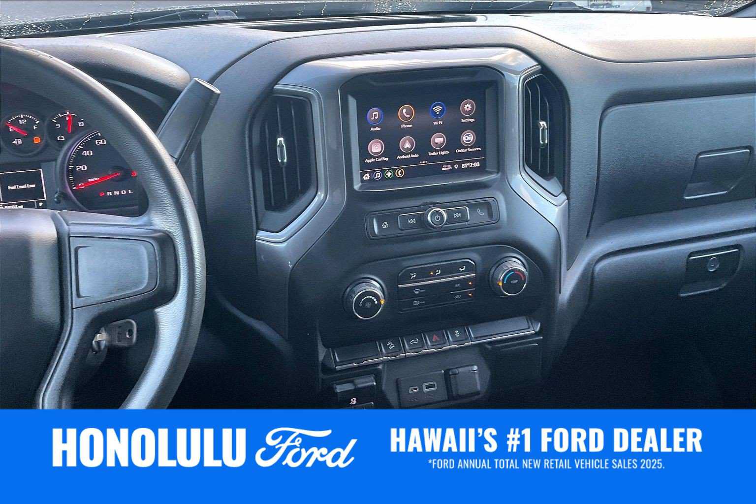 Used 2021 Chevrolet Silverado 1500 Custom Trail Boss AWD/4WD image 15