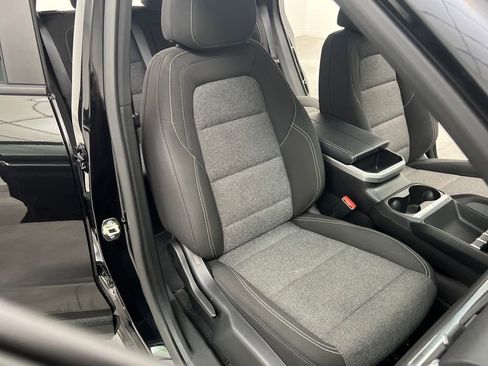 Used 2025 GMC Terrain Elevation image 22